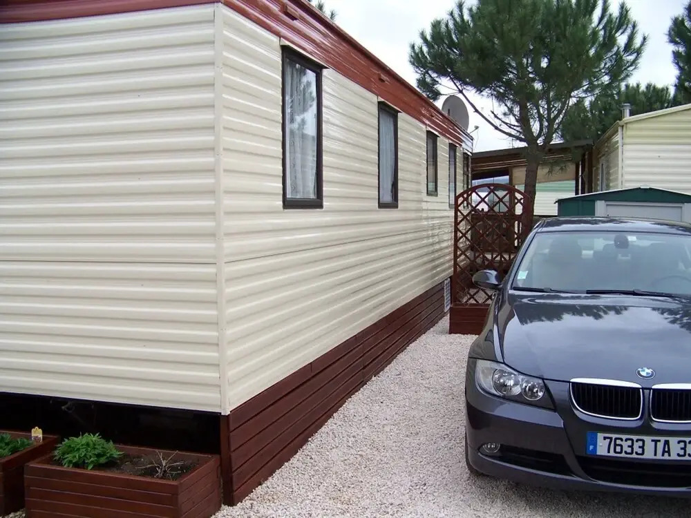 Mobil-home With 2 Rooms in Grimaud in La Pinède Camping ****, With Poo