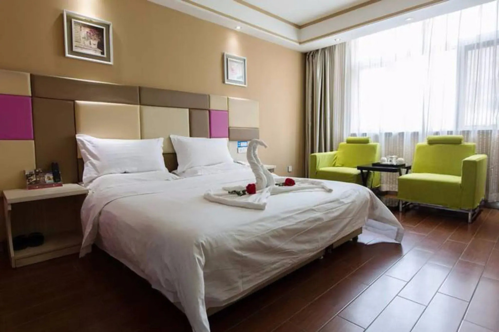 Jun Yi Business Hotel