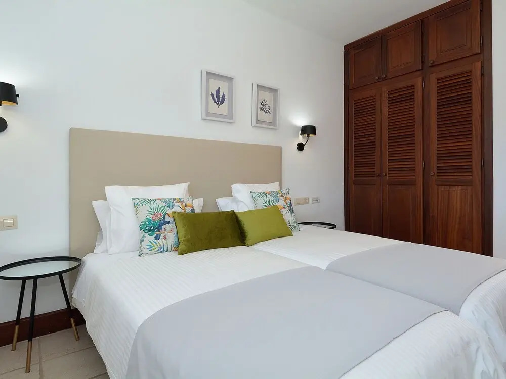 Comfortable, Attached Holiday Home With Private Pool and Near the sea