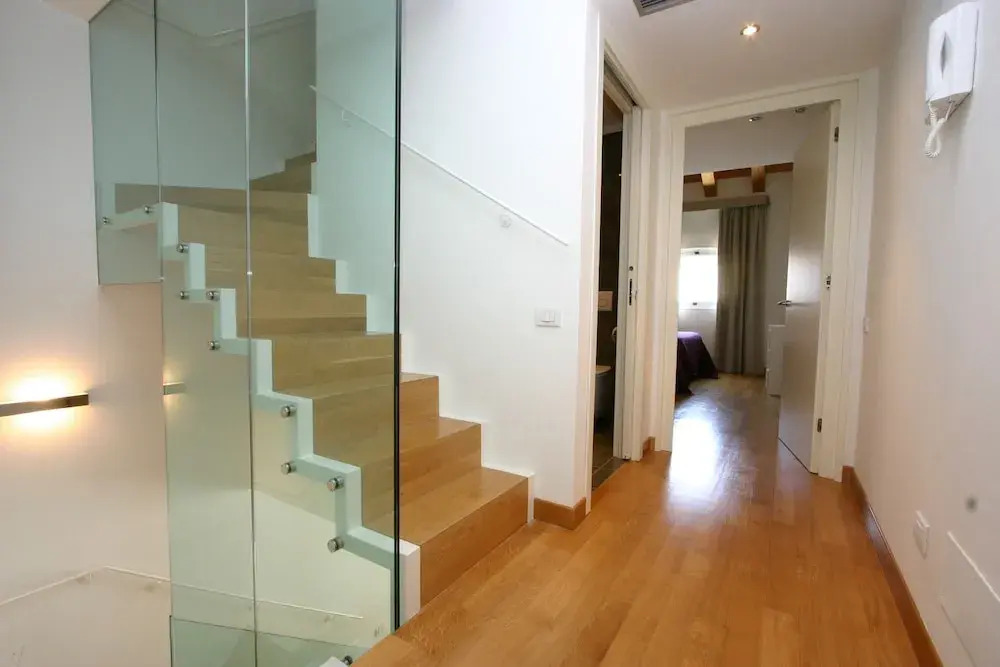 City Apartments - Leonardo