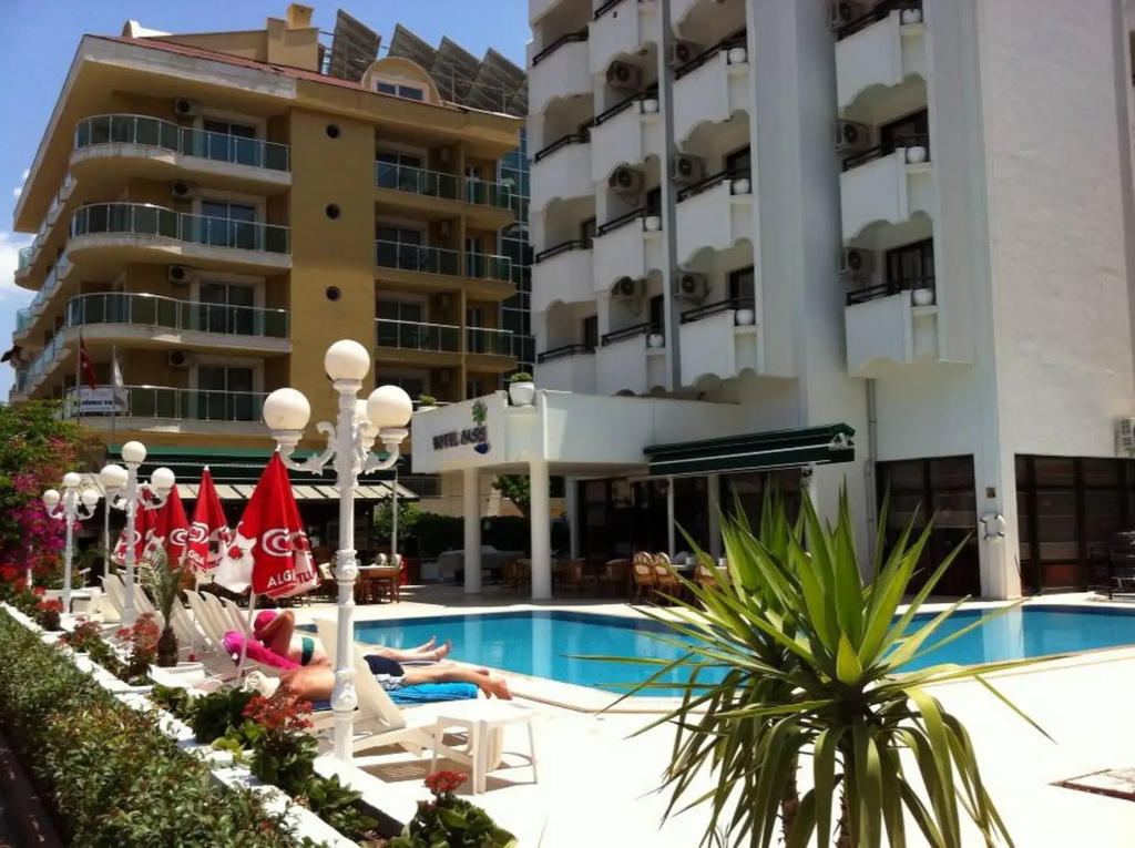 Oasis Otel