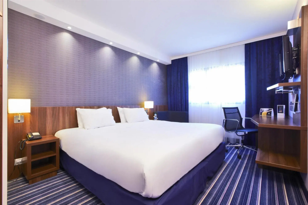 Holiday Inn - Marseille Airport by IHG
