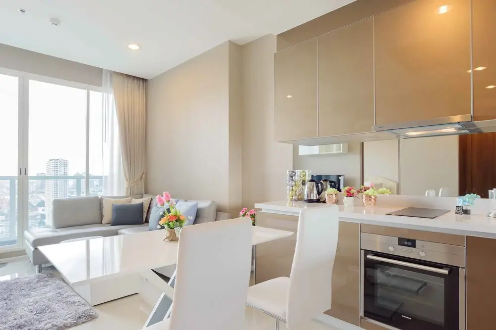Menam Residence By Favstay