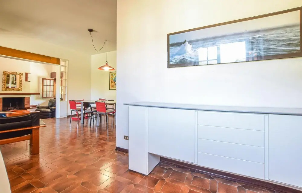 Gorgeous Home In Camaiore With Wifi