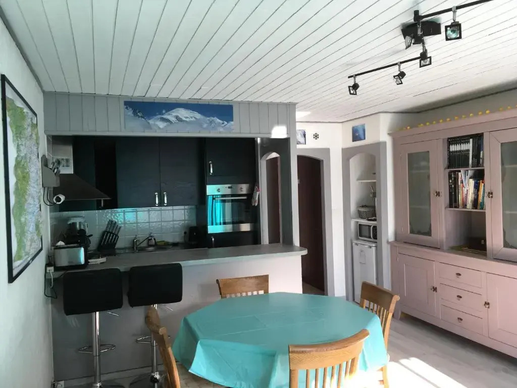 Chamonix centre, 51m2, vue Mt Blanc, 2 à 6 pers, 2 balcons