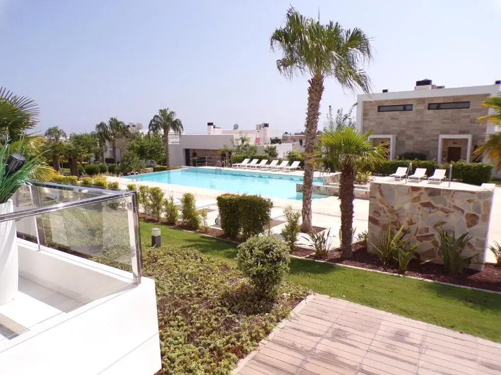 3 Bedroom Luxury Apartment Villamartin