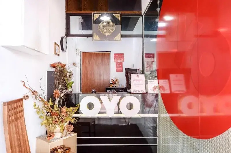 OYO 90429 Hotel Narasindo