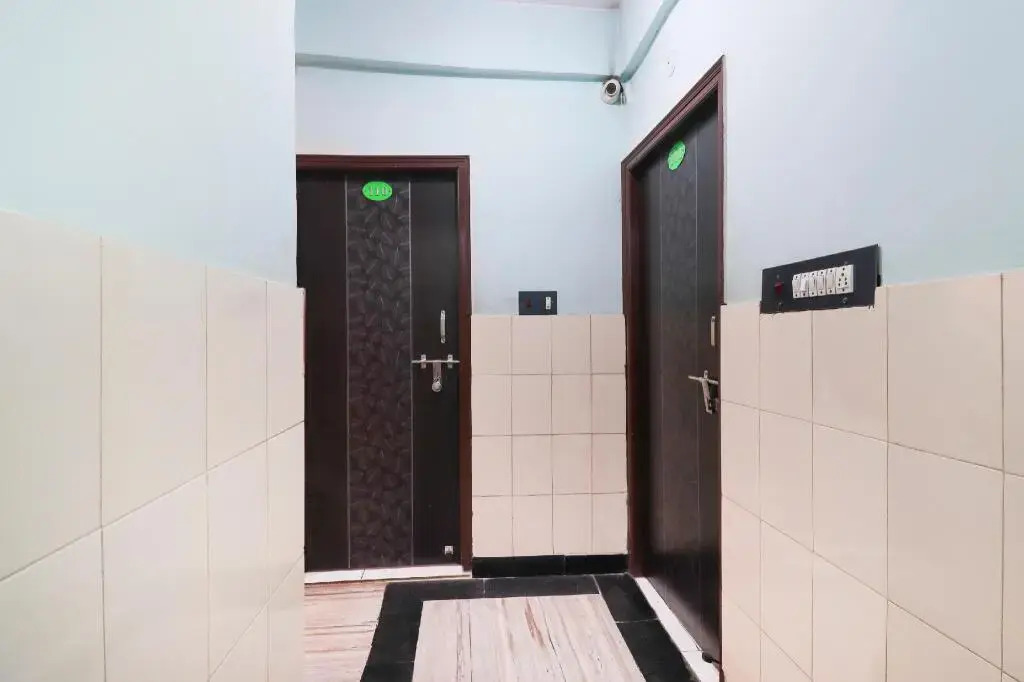 Hotel Kanha Dham by OYO