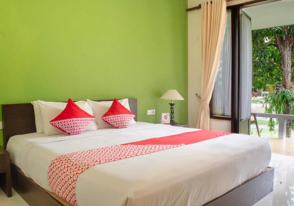 Mascot Beach Hotel