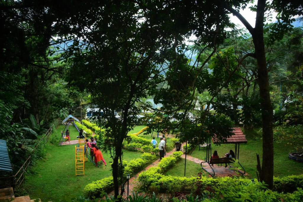 Blanket Riverside Resort and Spa