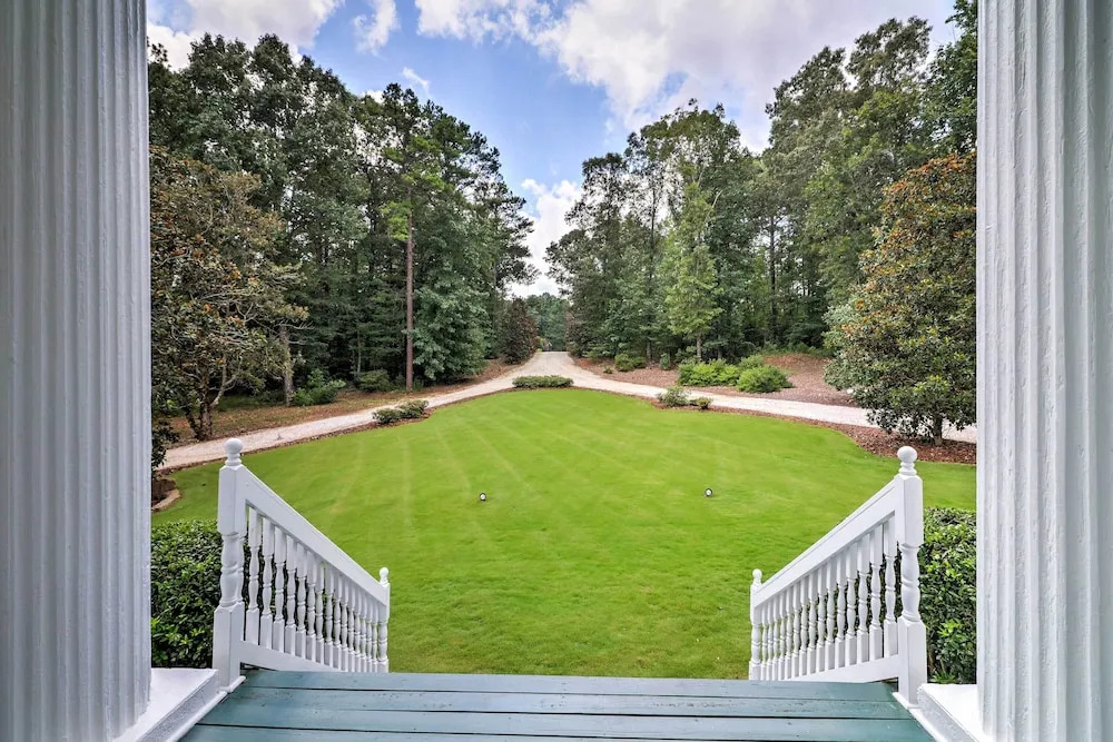 Historic 1840's Estate on 20 Acres w/ Guest House