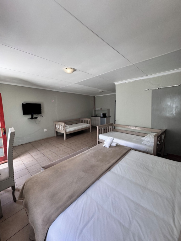 Rhino Creek Estate