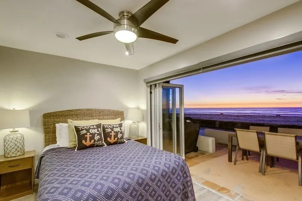 Beachside Getaway III 5 Bedrooms 4 Bathrooms Home