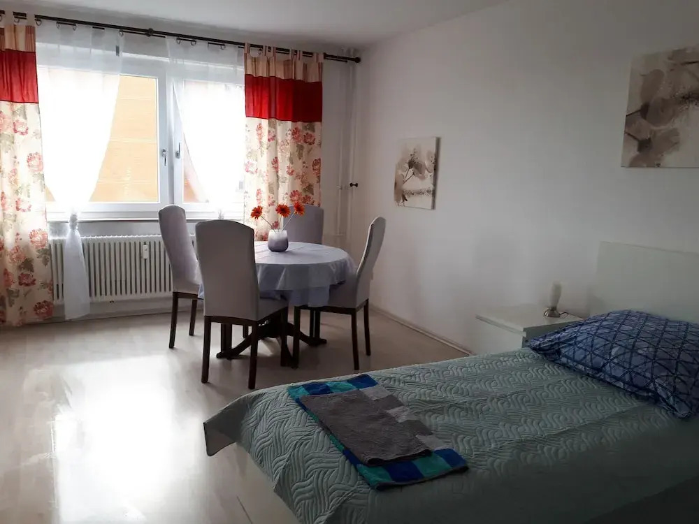 Appartement 62 qm, Central