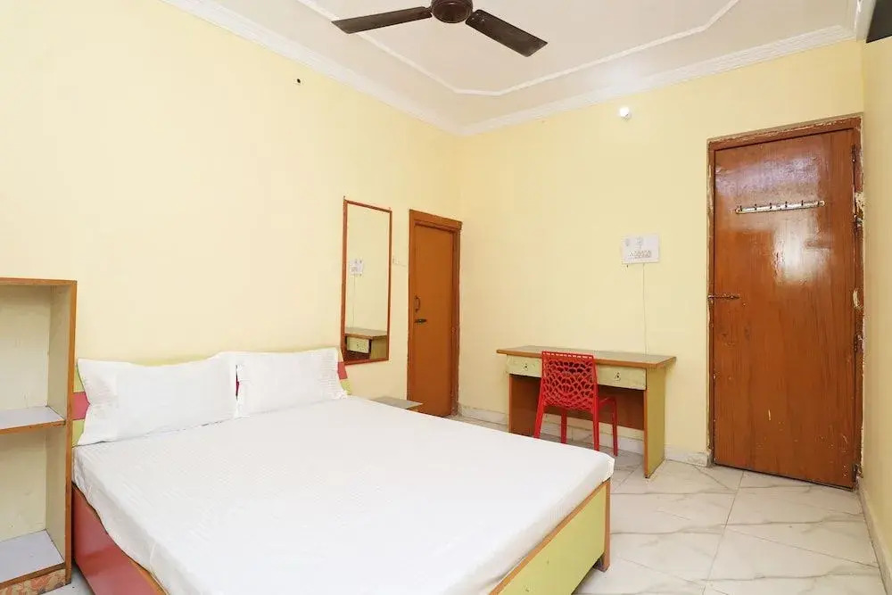 SPOT ON 36067 Hotel Shakira