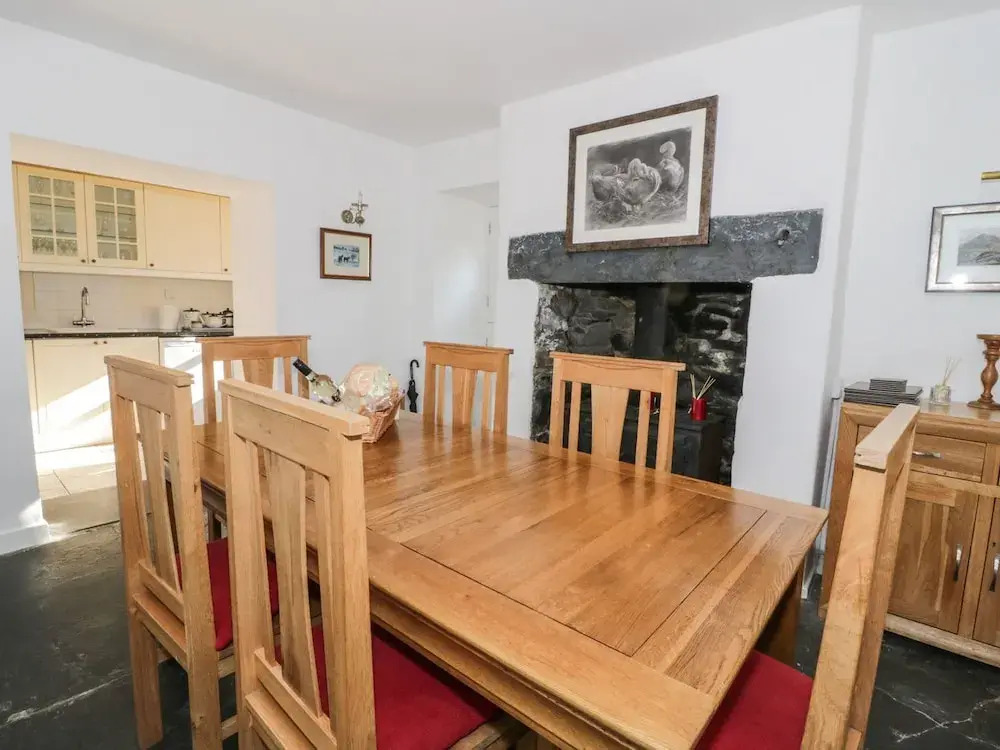 The Cottage, Coed Y Celyn