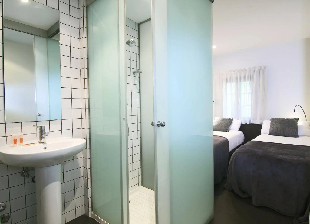 Picasso Apartments