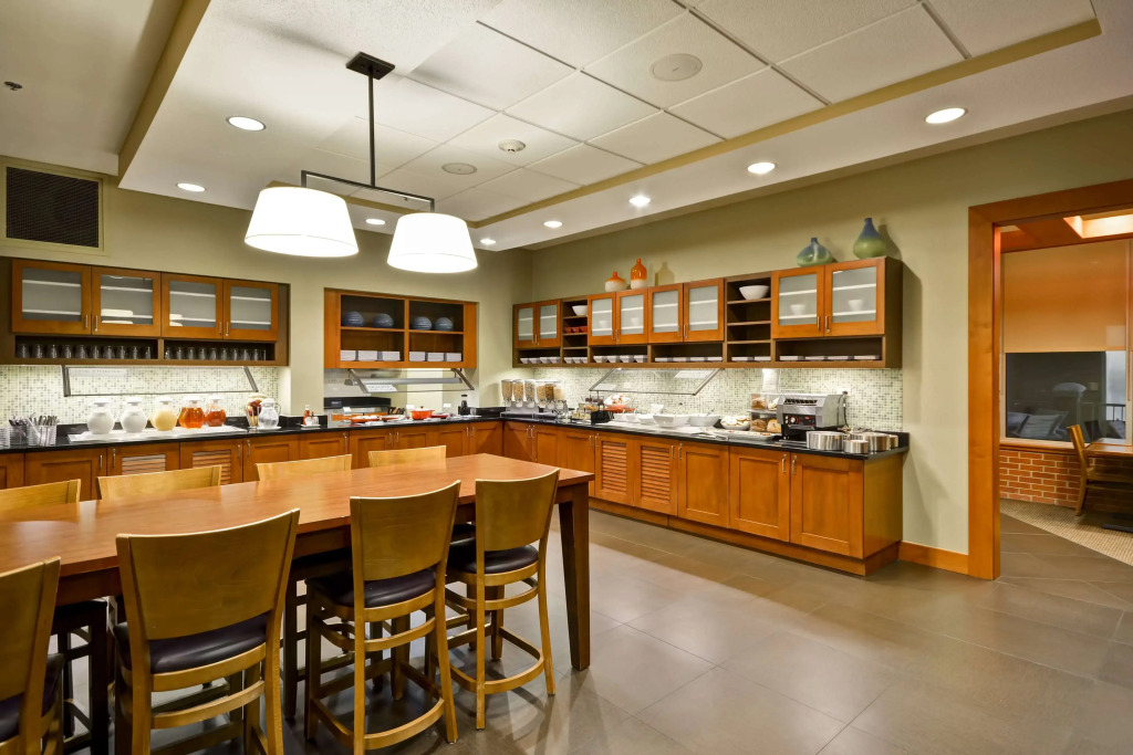 Hyatt Place Chicago/Naperville/Warrenville
