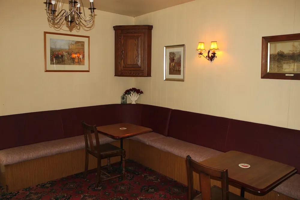 Rose and Crown