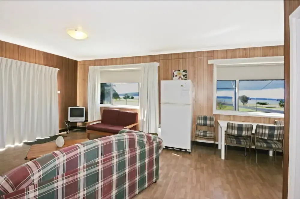 Kon Tiki Apartments