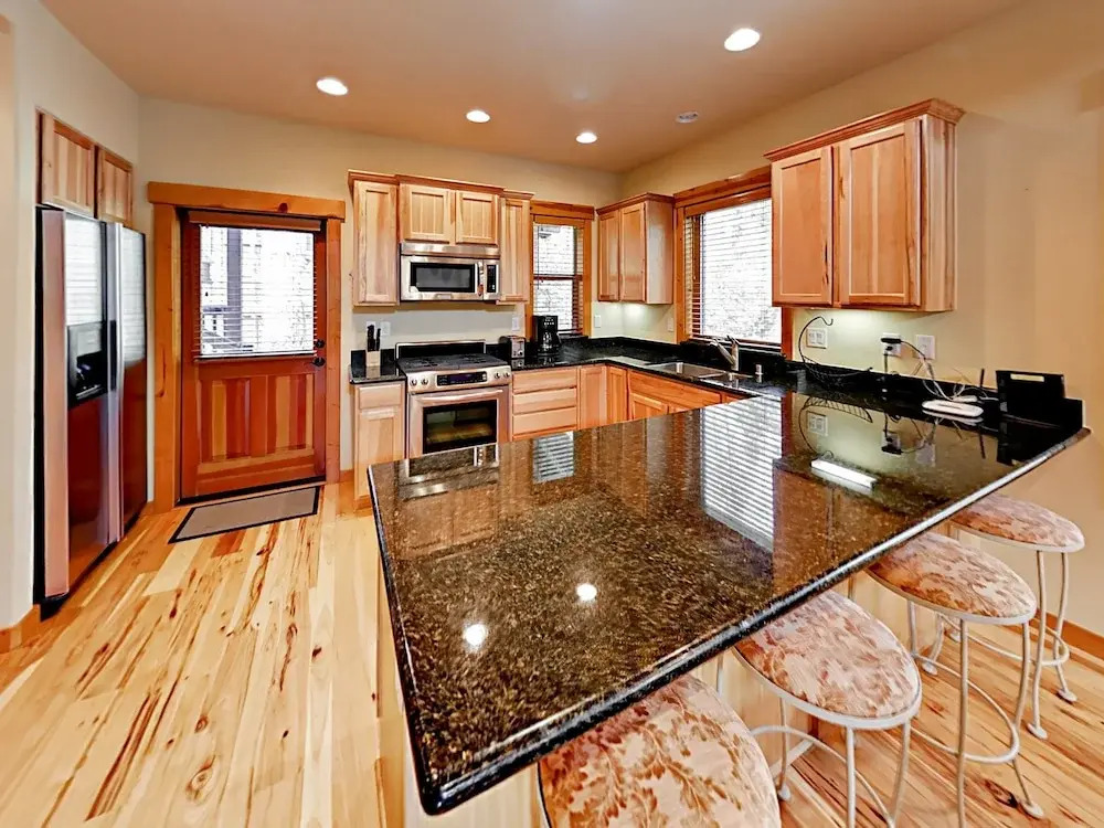 10332 Kimque Ct Cottage