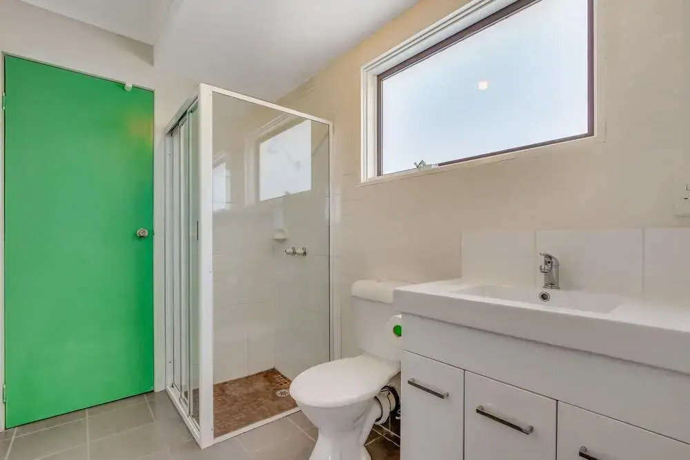 The Point - Spacious Waterfront Escape