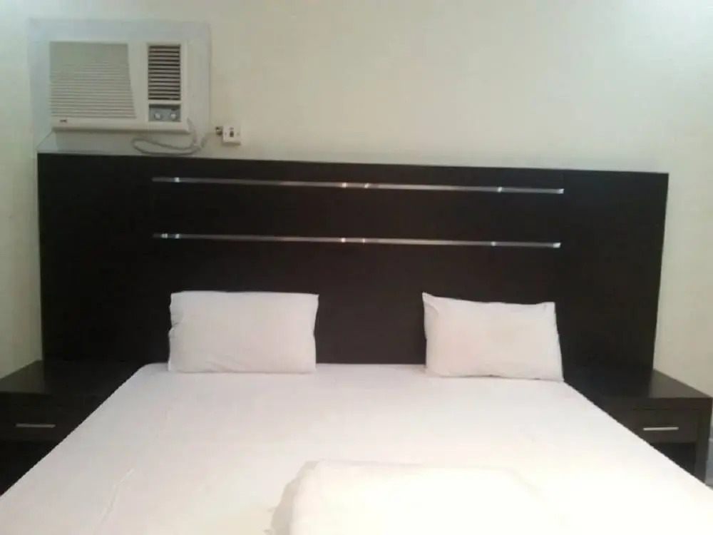 Eshraqh Hotel