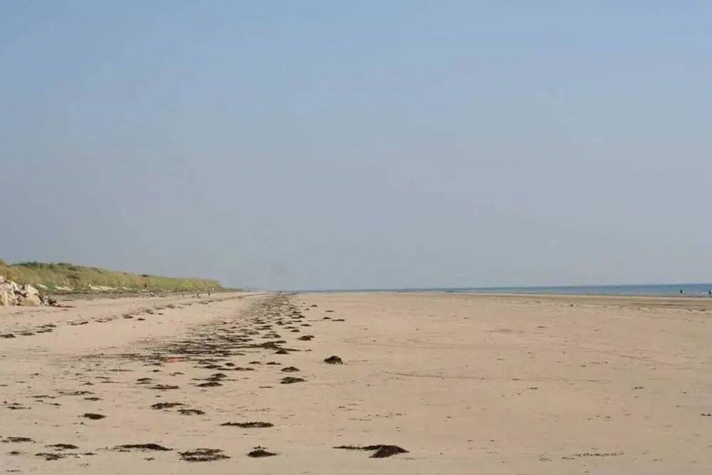 Apartment With 2 Bedrooms in Denneville, With Wonderful sea View, Encl