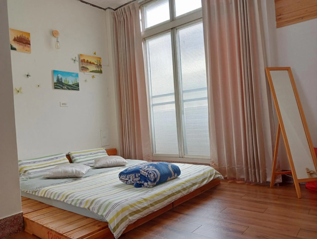 拉瓦宅 輕旅店-僅接待18-35歲青年旅人 Lawa House-Only for aged 18-35