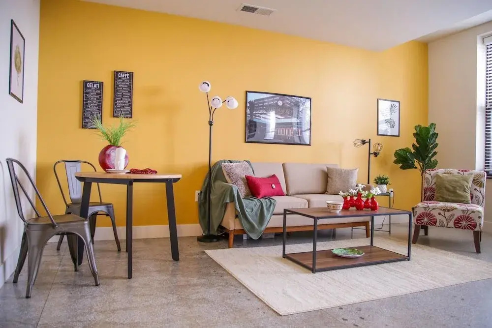 Eclectic Downtown Studio with City Views
