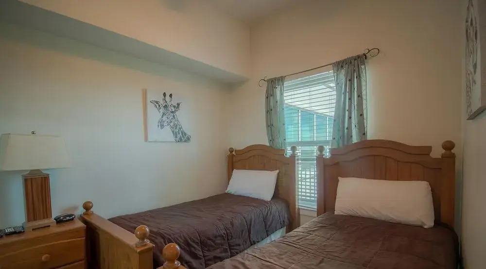 Legacy II 1404 Penthouse