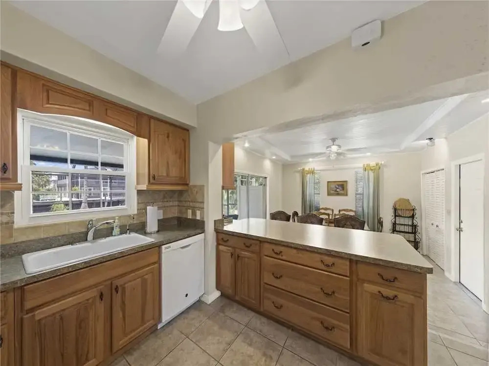 Egret Beach House - Two Bedroom Home