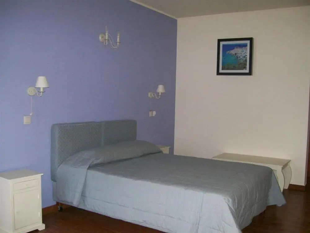 Malion Rooms