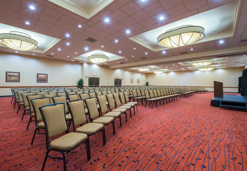 Staybridge Suites Oxnard - River Ridge by IHG