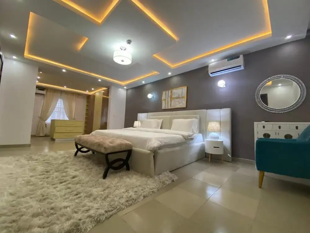 Oceanview Smart Home with Pool in Oniru-Lekki 1