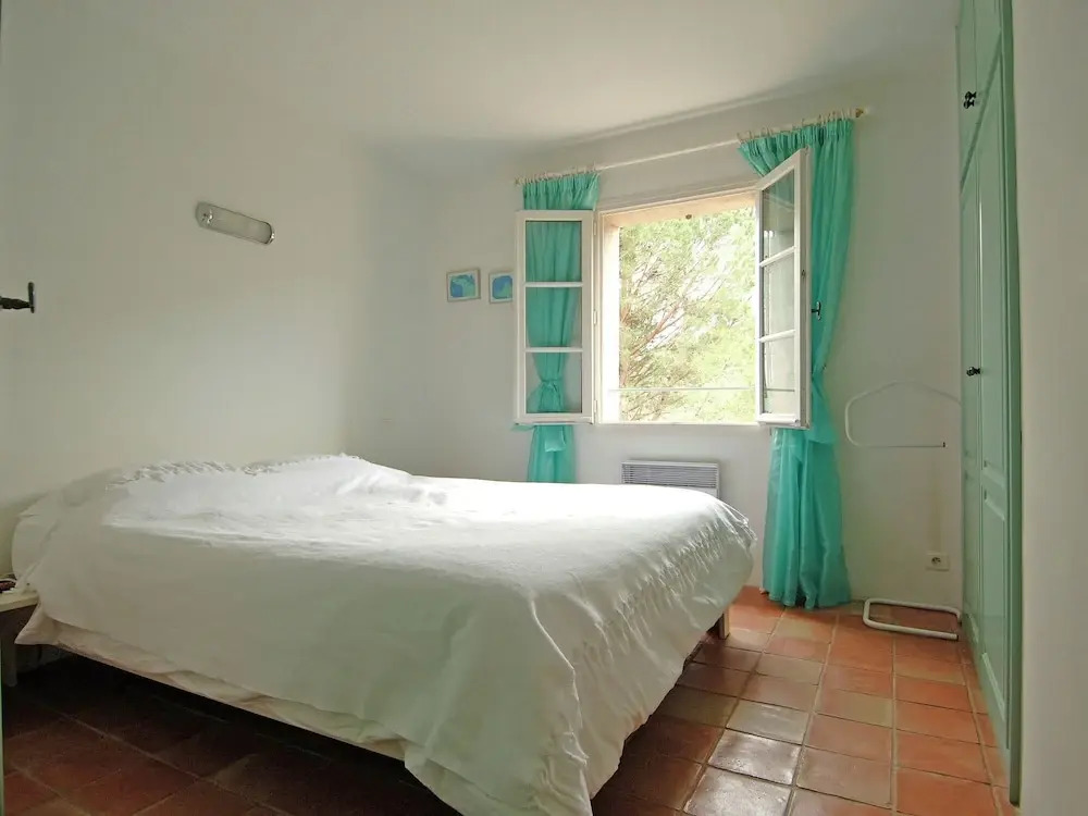 Spacious and peaceful house with terraces and garden in Grimaud - Welkeys