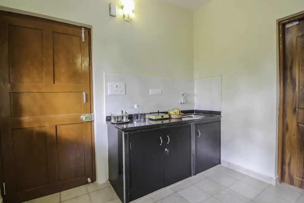OYO Home 1134 Studio Riverside 1BHK Siolim