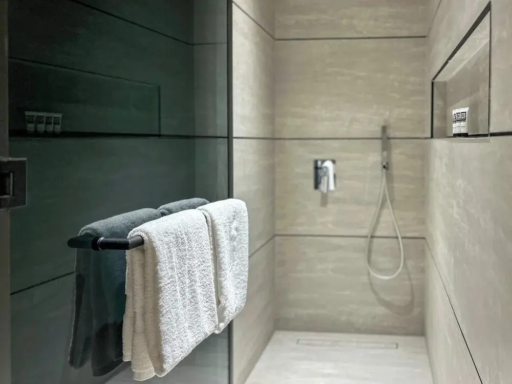 Stylish 1BR Penthouse in The Autograph