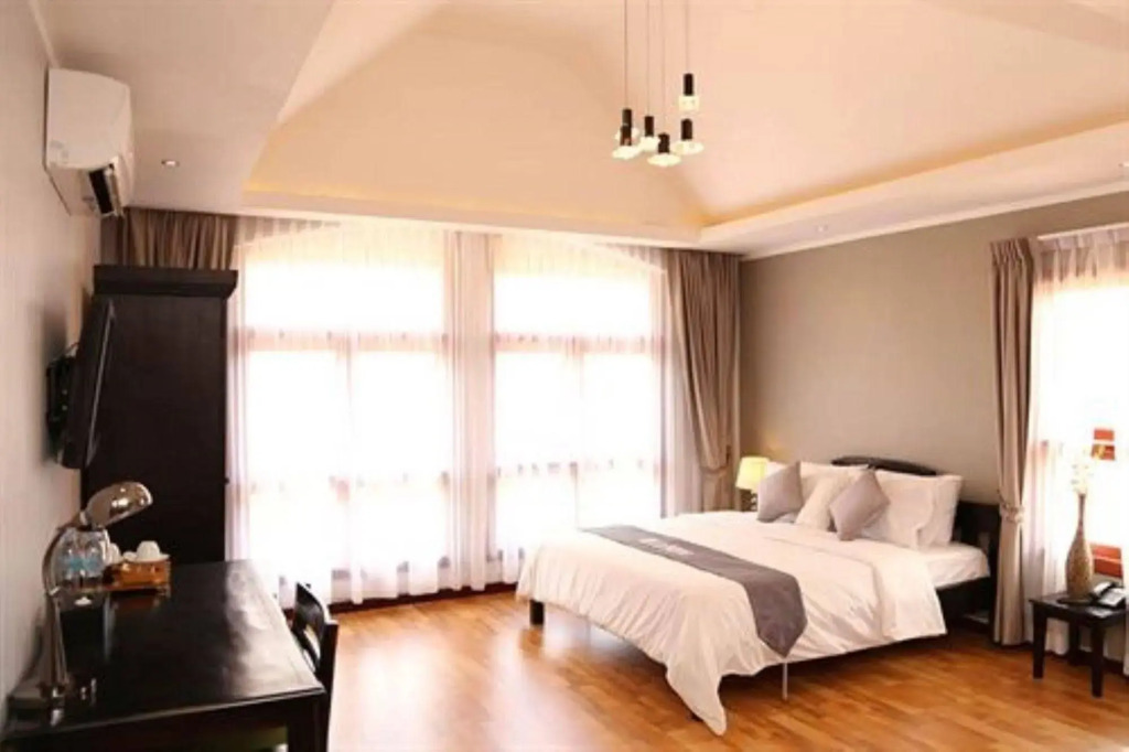 Villa Cambell Hotel & Cafe
