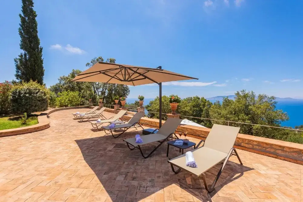 Villa Acciale With Heated Swimming Pool Sea View and Parking