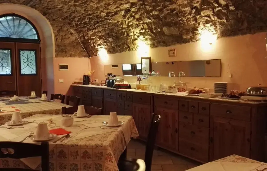 La Costa Di Gavedo