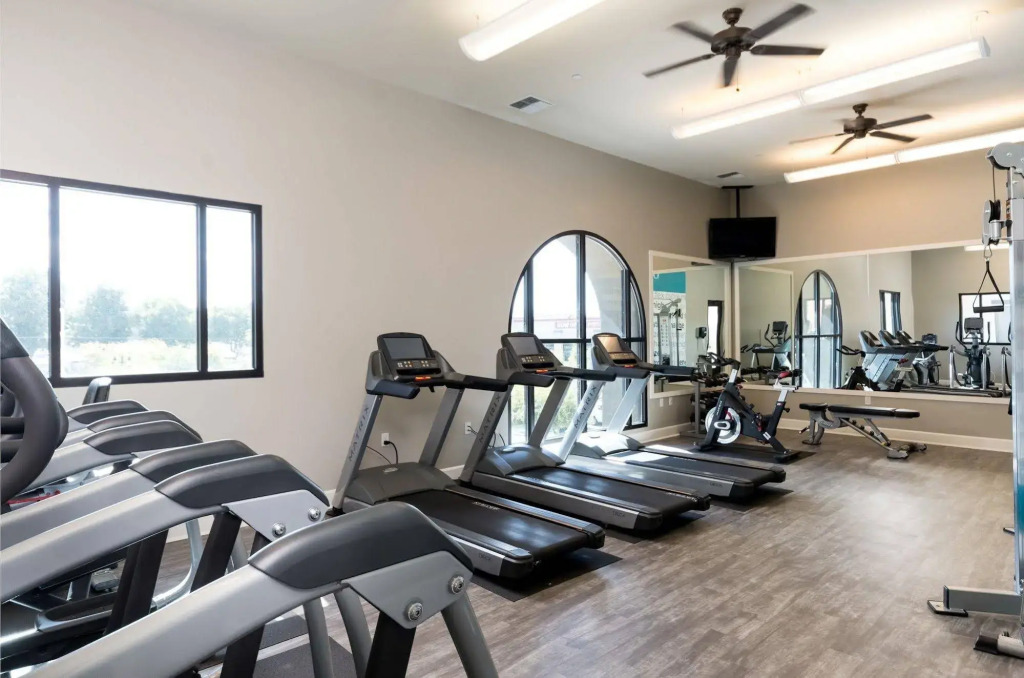 Global Luxury Suites in Sunnyvale