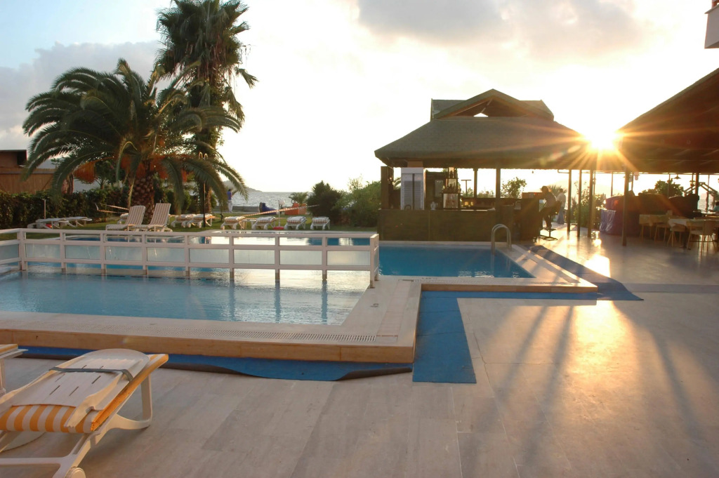 Ceren Hotel