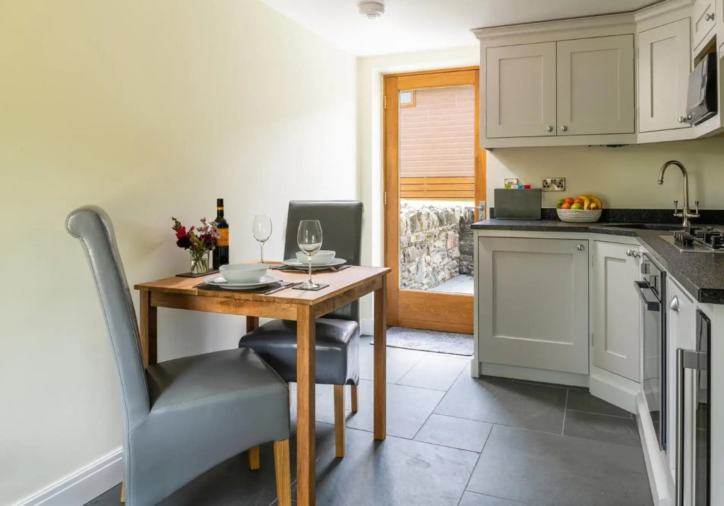 Cottage 3 at Hendre Rhys Gethin
