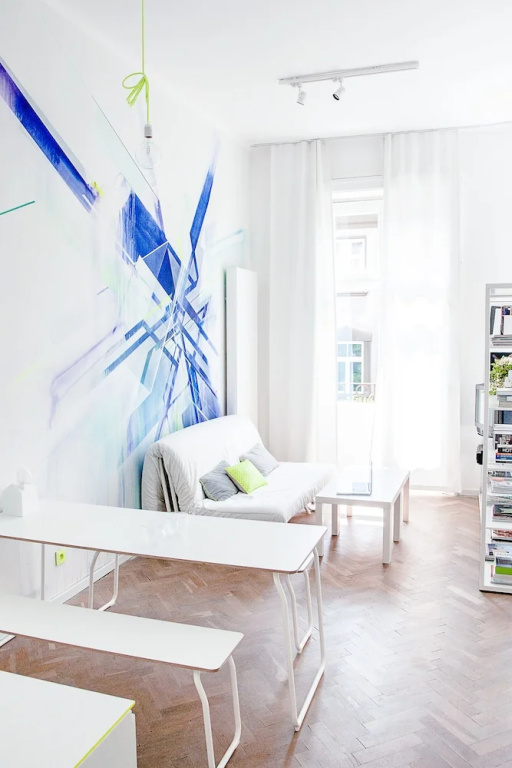 Boom Apartments