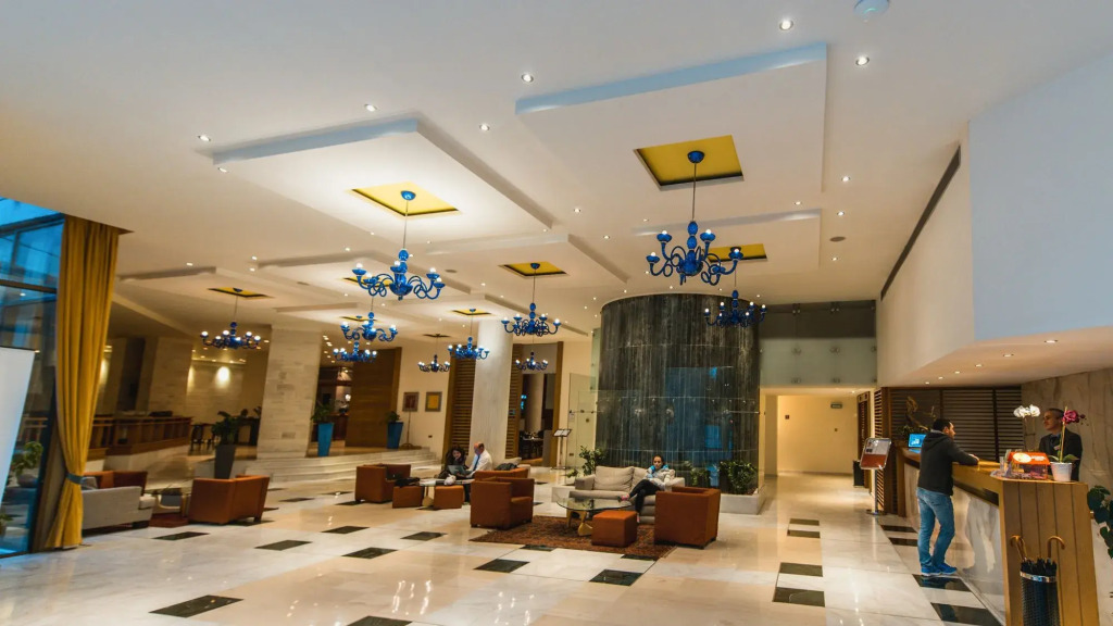 Alexander Beach Hotel & Spa