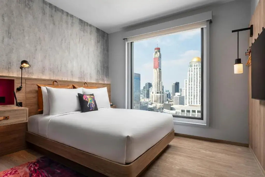 Moxy Bangkok Ratchaprasong