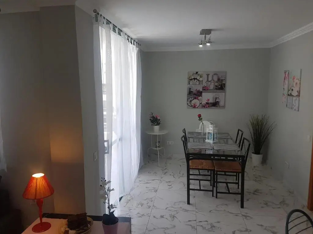 Apartment Casa Palmera only 150 meters to the beach, heated pool, wifi, SAT-TV, balcony with poolview