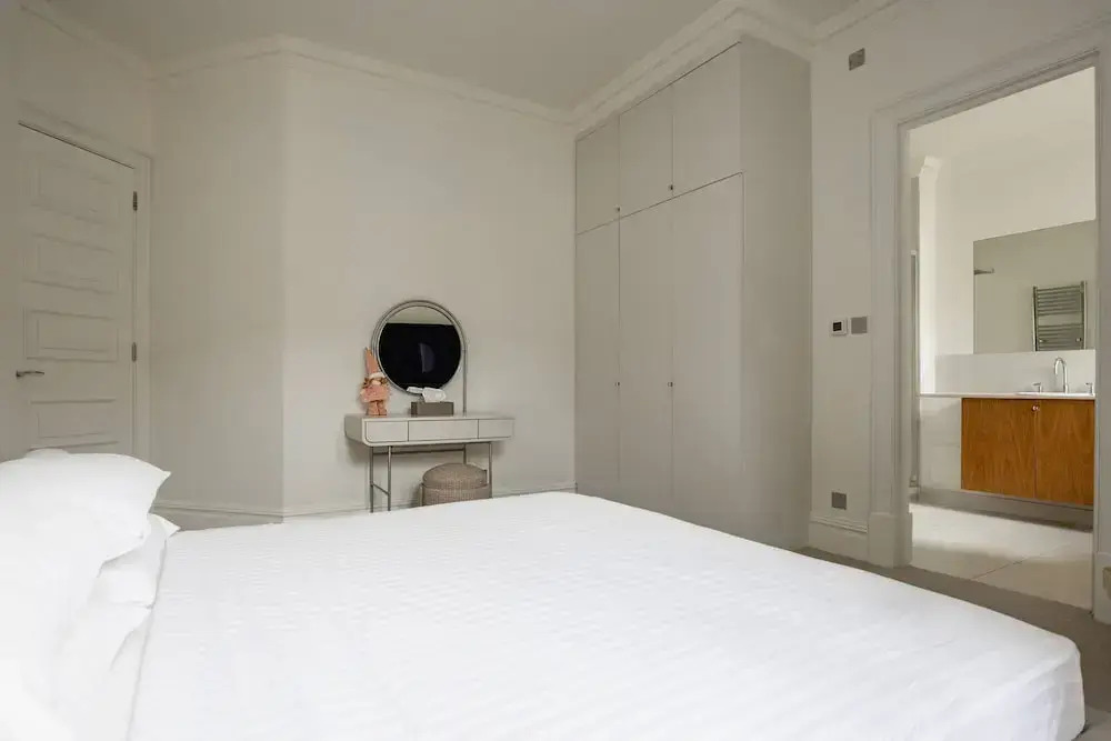 Sloane Court East VI by Onefinestay
