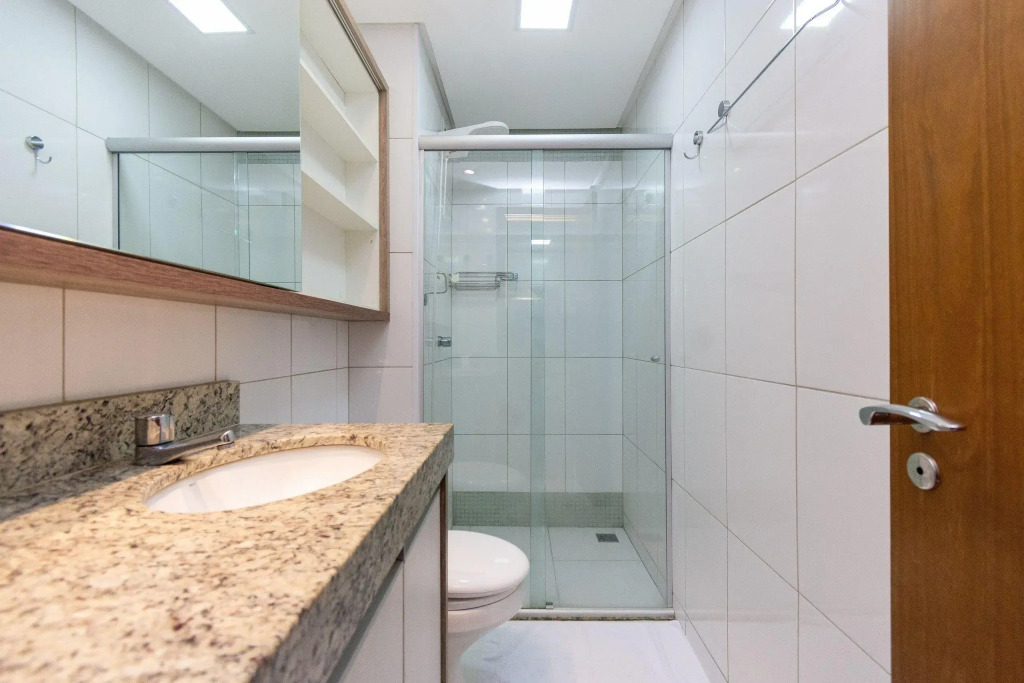 Confortável Flat No Setor Bueno   Th305
